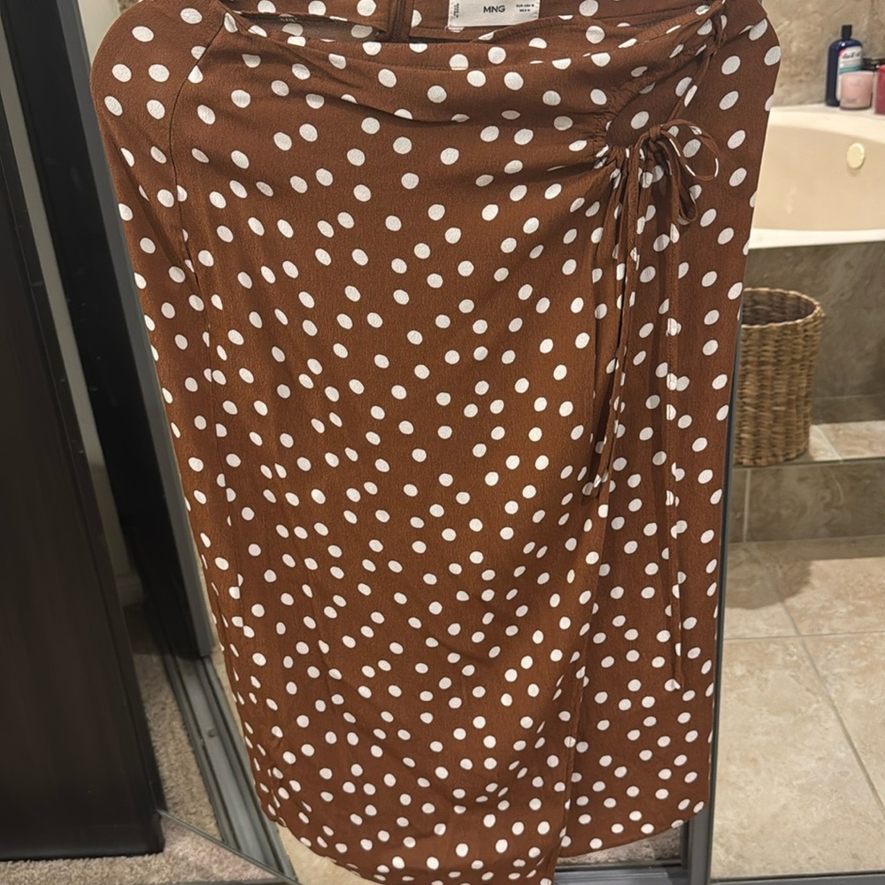 Polka dot midi skirt